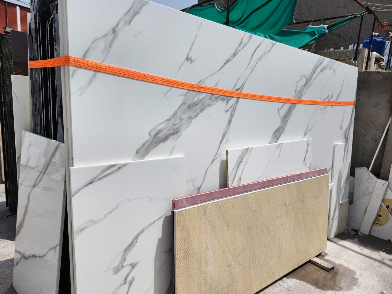 Carrara White Nano surface detail