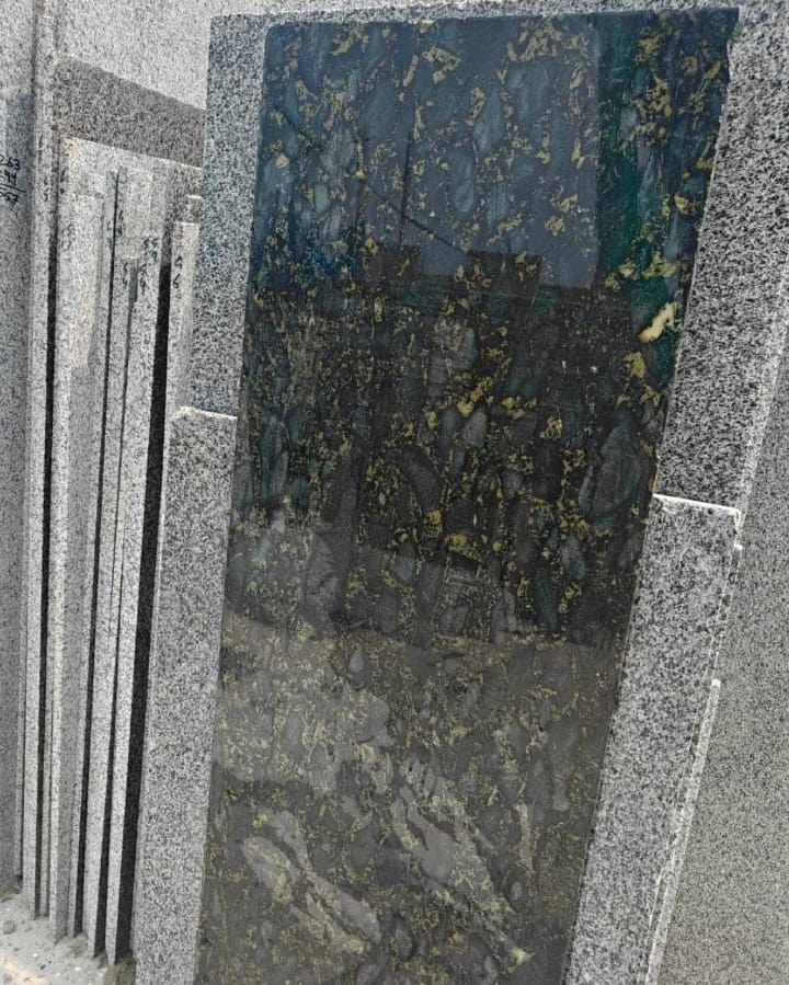 Emerald Gold Granite angle view