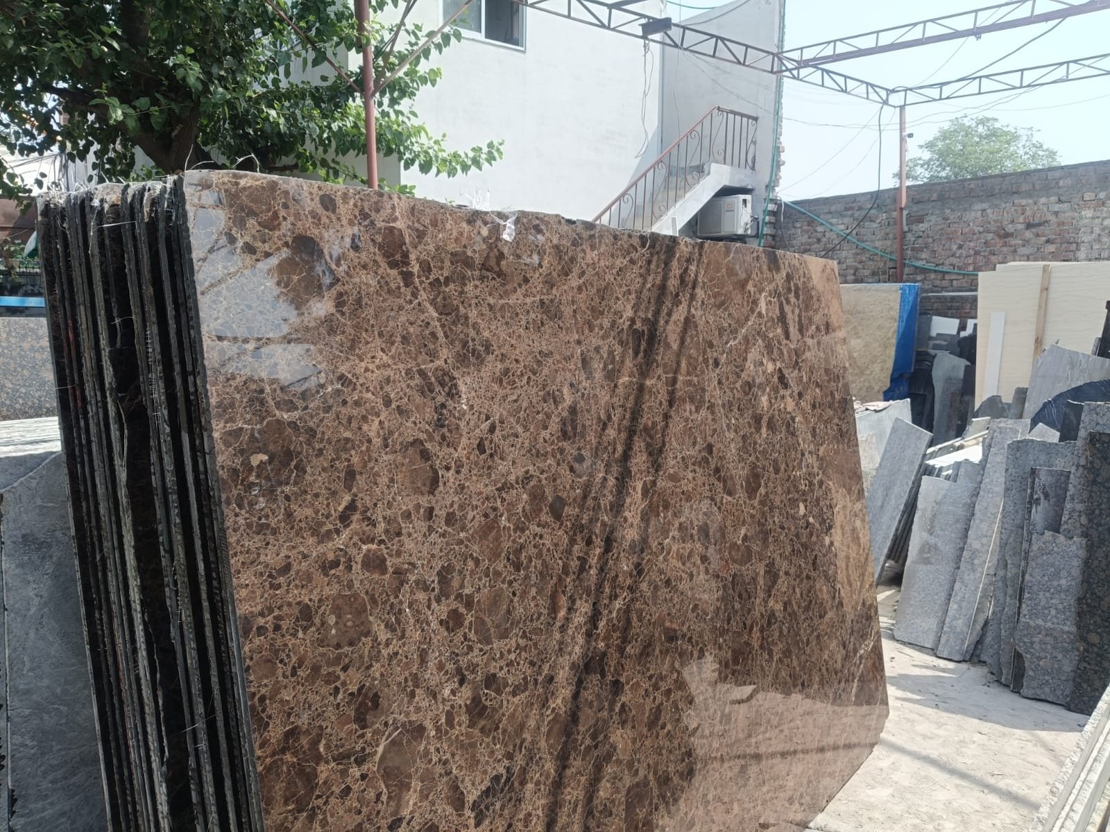 Emperador Dark Marble - Marble Fort