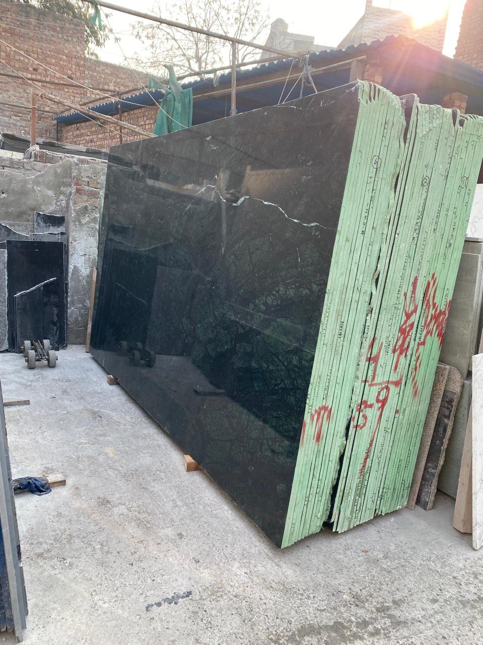 Green Marble angle view - Marble Fort