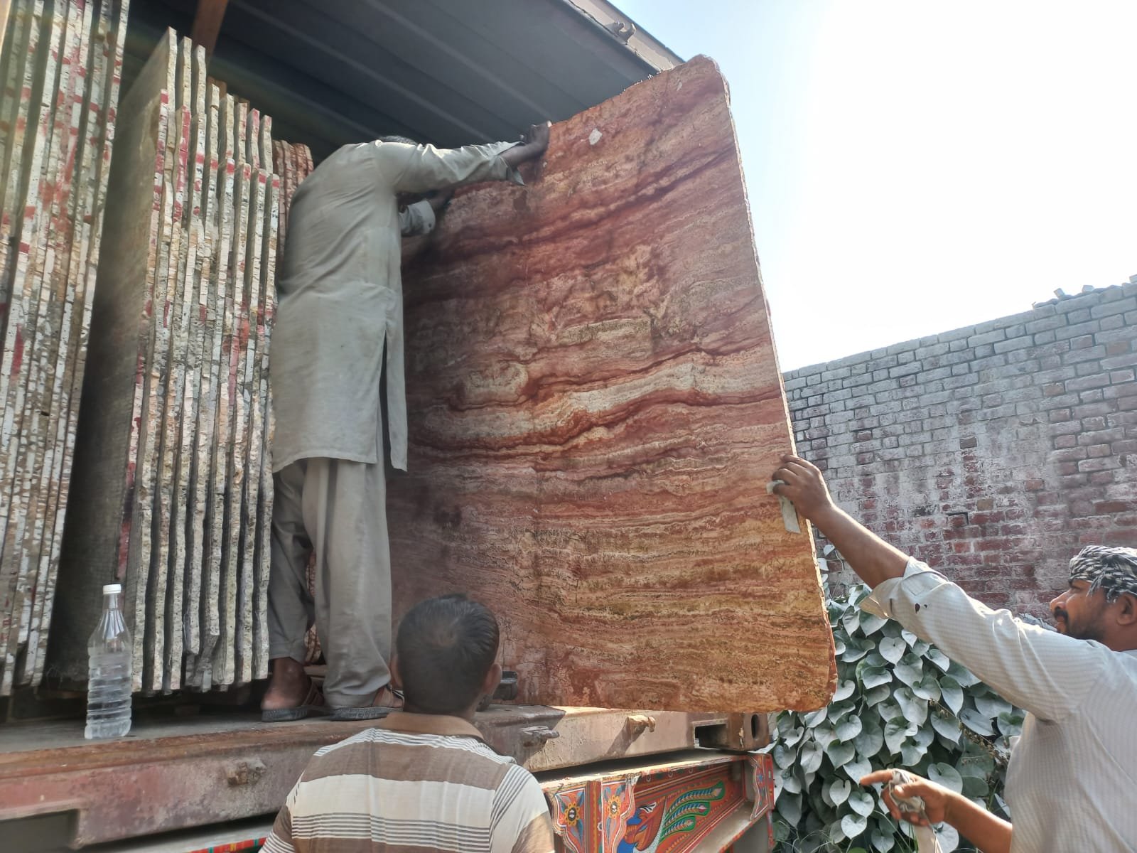 Red Travertine slab surface detail - Marble Fort